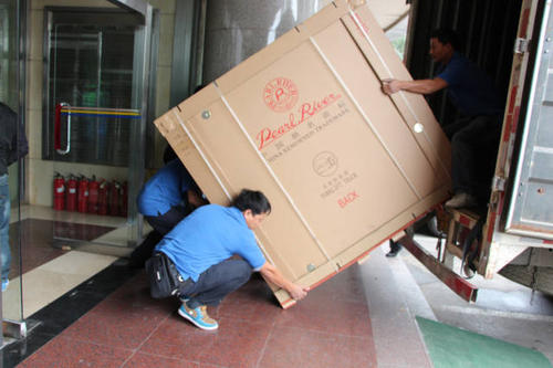 昌江钢琴贵重工艺品无忧运